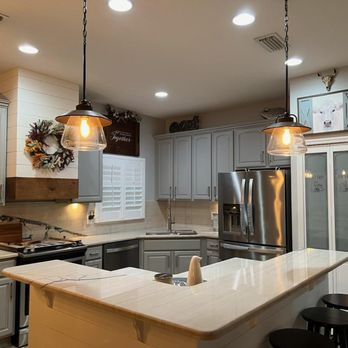 Polo Floors - Beautiful kitchen cabinets painted and new hood! - Flooring Near Me - Orlando, Florida Polo Floors - Beautiful kitchen cabinets painted and new hood! - Flooring Near Me - Orlando, Florida