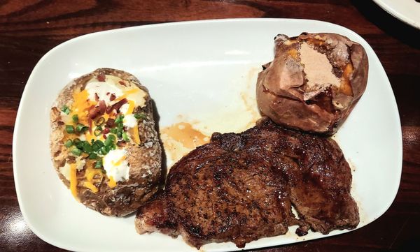 LongHorn Steakhouse by null
