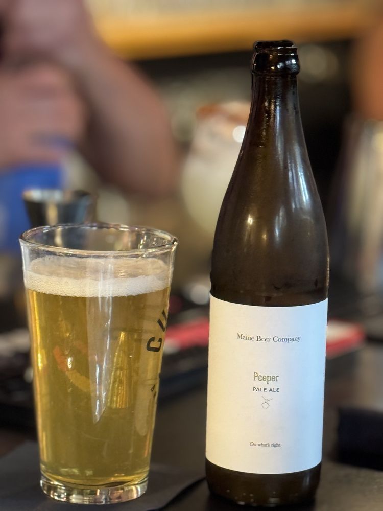 Dos Gatos Gastropub
