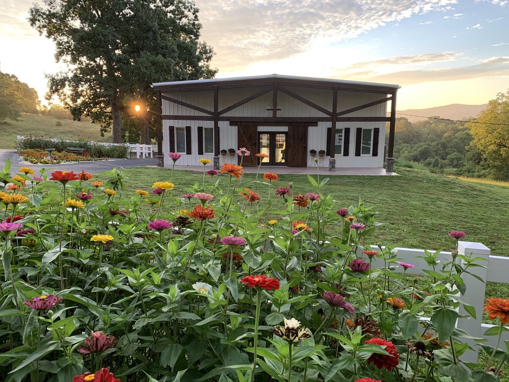 GREENWOOD OAKS FARM & VENUE Updated June 2024 Request a Quote 590