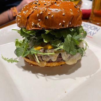 Gordon Ramsay Burger Las Vegas - Blue Burger - Burgers Near Me - Las Vegas, Nevada Gordon Ramsay Burger Las Vegas - Blue Burger - Burgers Near Me - Las Vegas, Nevada
