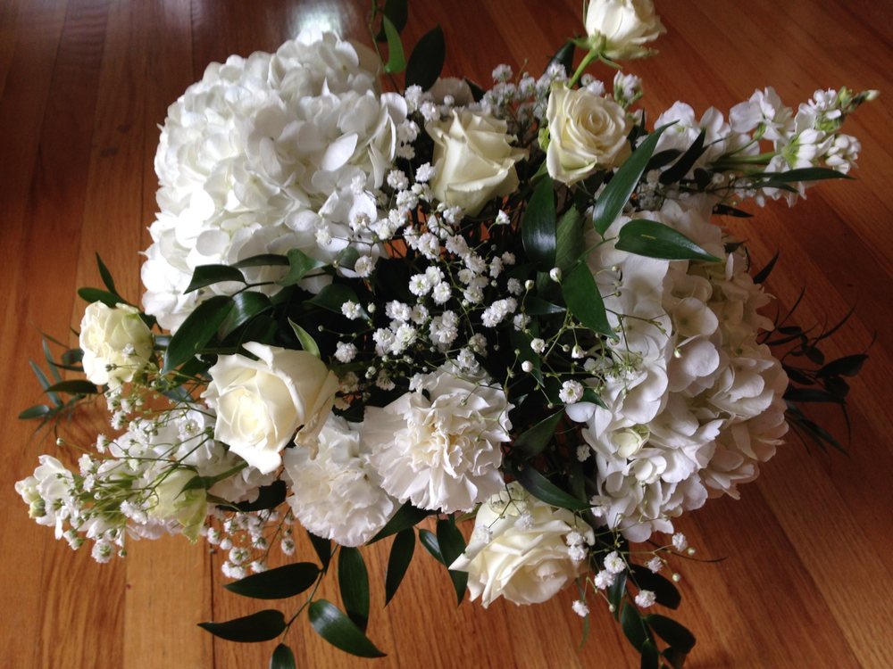 FLOWERS FROM WONDERLAND Updated August 2024 16 Wonderland Dr