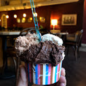 Stella Luna Gelato Cafe - Ice Cream & Frozen Yogurt Near Me - Ottawa, Ontario Stella Luna Gelato Cafe - Ice Cream & Frozen Yogurt Near Me - Ottawa, Ontario