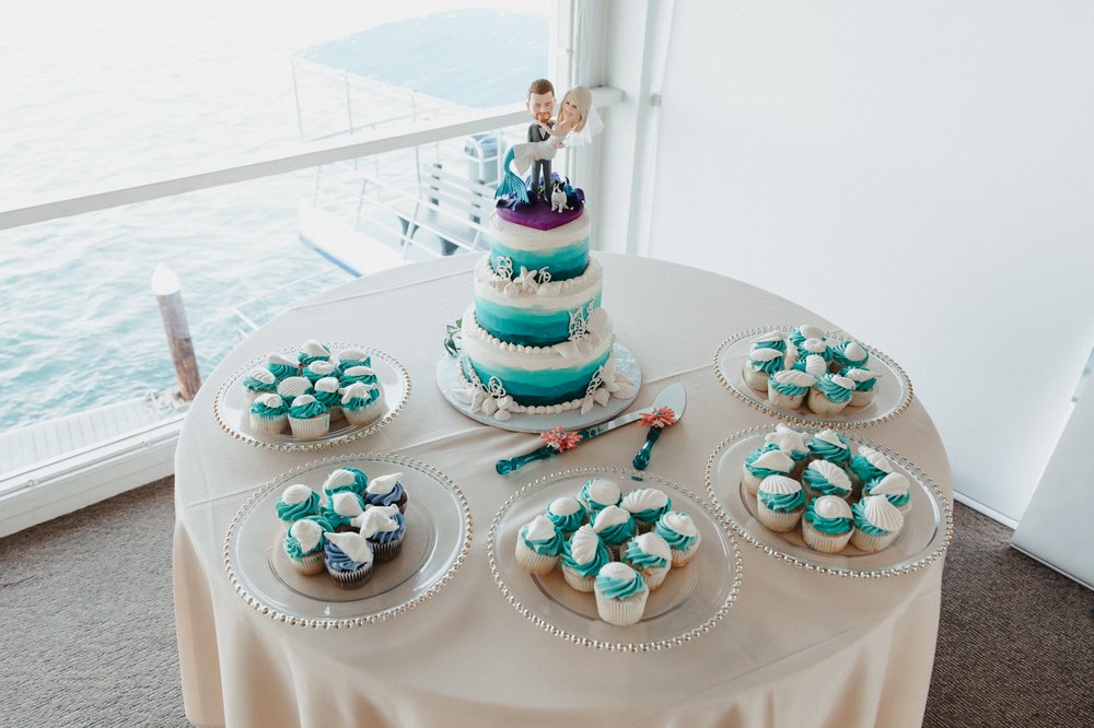 THE CAKE BOX 185 Photos & 165 Reviews 6054 Warner Ave, Huntington Beach, California