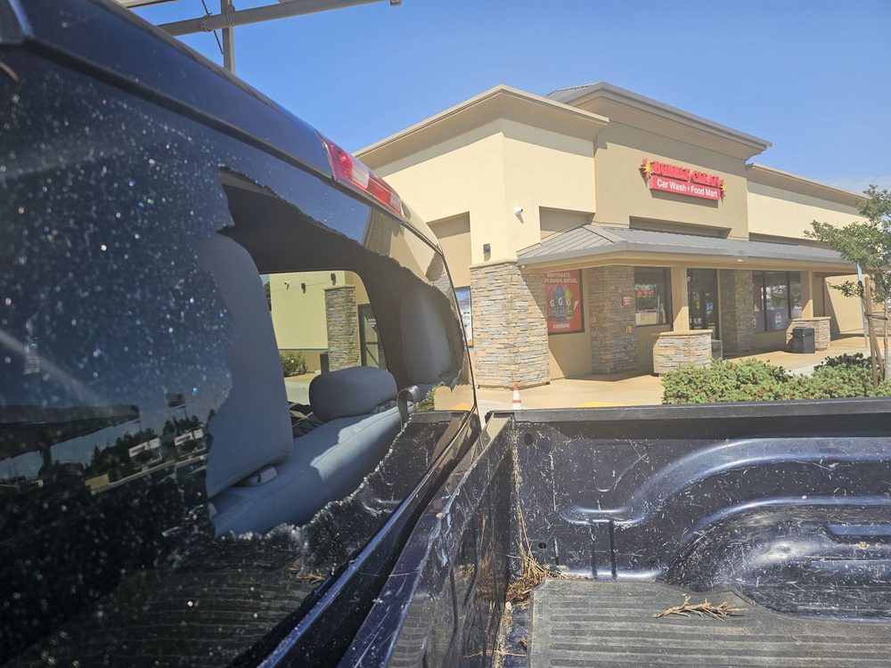 BUBBLE CLEAN Updated September 2024 17 Photos 6791 N Brawley Ave