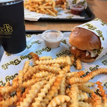 Jay Bird's Chicken - Chicken Sandwich & Fries - Chicken Shop Near Me - Huntington Beach, California