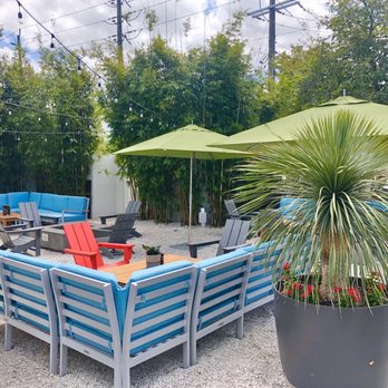 Lake Park Diner - New American Near Me - Naples, Florida