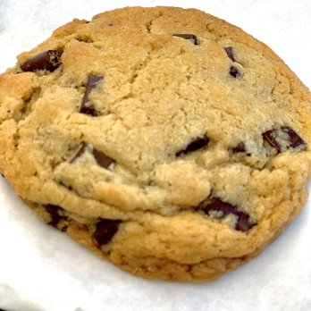 Tiny Boxwoods - Chocolate chunk cookie - New American Near Me - Houston, Texas Tiny Boxwoods - Chocolate chunk cookie - New American Near Me - Houston, Texas