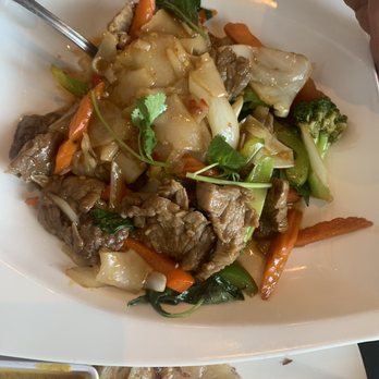 Thai Square - Pad ke mao with beef 2/5 (small quantity) - Thai Near Me - Sugar Land, Texas Thai Square - Pad ke mao with beef 2/5 (small quantity) - Thai Near Me - Sugar Land, Texas