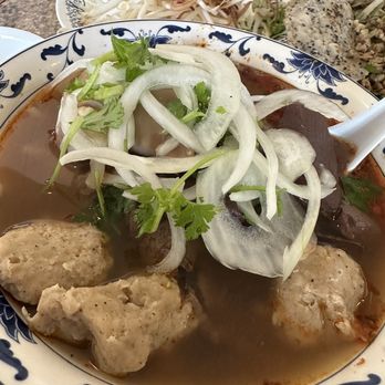 Hoang Lan - Bun Bo Hue - Vietnamese Near Me - Seattle, Washington Hoang Lan - Bun Bo Hue - Vietnamese Near Me - Seattle, Washington