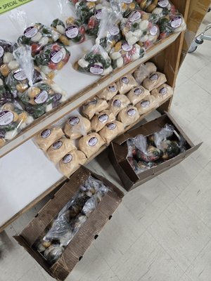 Boo Han Market by null