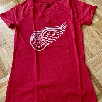 Detroit Red Wings - My T-Shirt is a keeper! Posted with review 10/04/24 - Professional Sports Teams Near Me - Detroit, Michigan