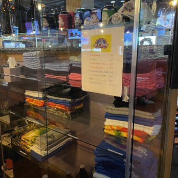 Great Lakes Eatery & Pub - Swag display - Diners Near Me - Dundee, Michigan