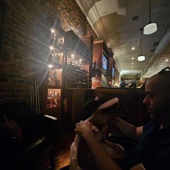 Sam Kendall's - Front sitting area by the bar - American Near Me - Camden, South Carolina