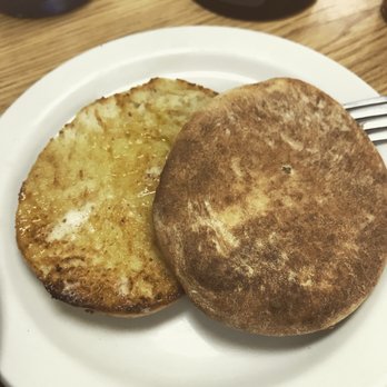 Tommy's Cafe - They bake their own English muffins!! - Cafes Near Me - Davenport, Iowa