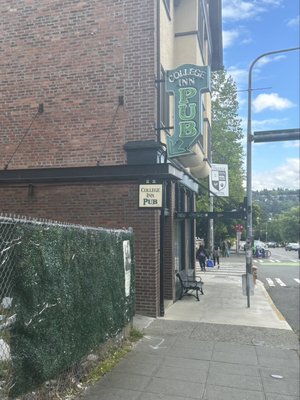 College Inn Pub by null