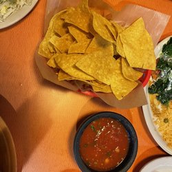 Acapulco - Chips and Salsa