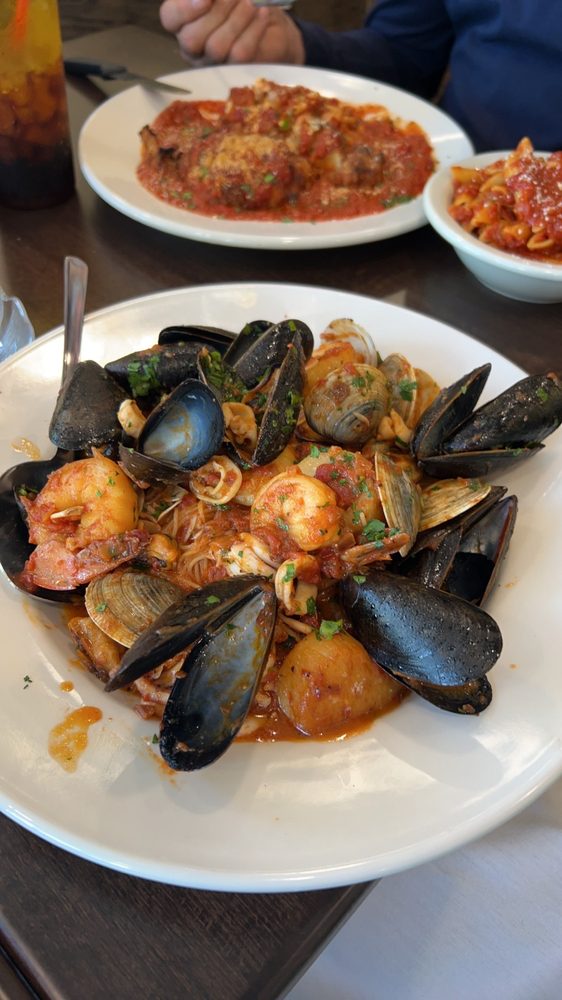 GERVASIOS ITALIAN FAMILY RESTAURANT 24 Photos & 22 Reviews 95