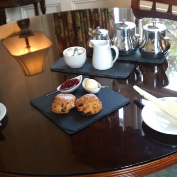 Lindeth Howe - The shiny service - Hotels Near Me - Bowness-on-Windermere, CMA