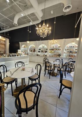 Artisserie Fine Bakery - Lake Oswego by null