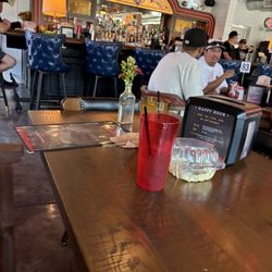 Willow's Smokehouse & Tavern