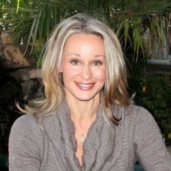 Center for Organic Medicine - Dr. Elizabeth Eversull