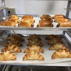 Fresh Croissants - Croissants
