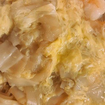South North Dragon - Running egg and shrimp rice noodles. Must try - Chinese Near Me - Antioch, California
