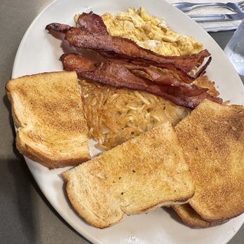 Fifth Wheel - Bacon, eggs, and hashbrowns - American Near Me - San Leandro, California Fifth Wheel - Bacon, eggs, and hashbrowns - American Near Me - San Leandro, California