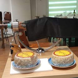 La Gaditana - Queso Payoyo y Jamon iberico de Bellota Sanchez Romero.