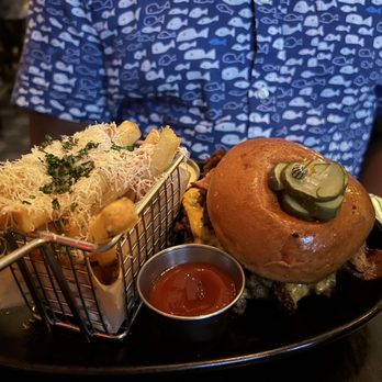 Bar Margot - House Grind Burger - Lounges Near Me - Atlanta, Georgia