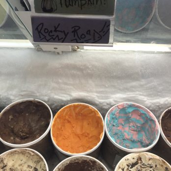 Daisy's Ice Cream - Ice Cream & Frozen Yogurt Near Me - Palatine, Illinois Daisy's Ice Cream - Ice Cream & Frozen Yogurt Near Me - Palatine, Illinois