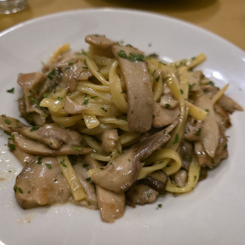 Il Corallo - Pizza Near Me - Rome, RM