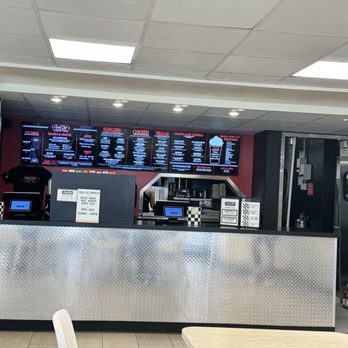 Cool Cat Express - Ordering Counter - Burgers Near Me - Lahaina, Hawaii