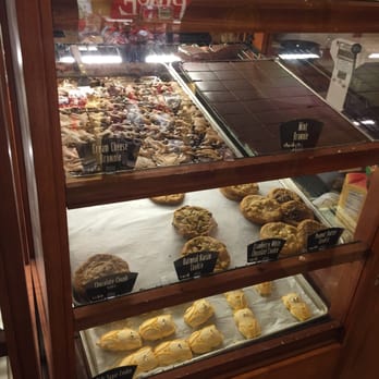 Kneaders Bakery & Cafe - Sooooooooooo yummy! #sweetTooth - Bakeries Near Me - Glendale, Arizona