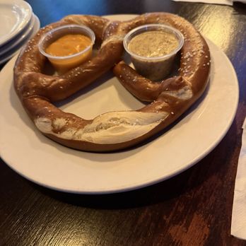 George and Dragon Pub - Pretzel - Pubs Near Me - Phoenix, Arizona George and Dragon Pub - Pretzel - Pubs Near Me - Phoenix, Arizona