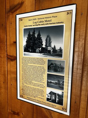 Log Cabin Motel by null
