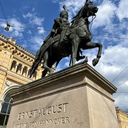 Ernst-August-Denkmal