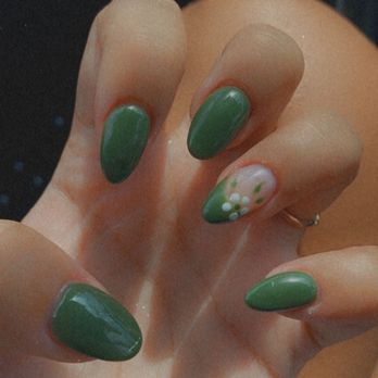 Bliss Nail Lounge - Nail Salons Near Me - Fort Myers, Florida