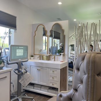 Pacific Dental Care - Orthodontists Near Me - Glendale, California