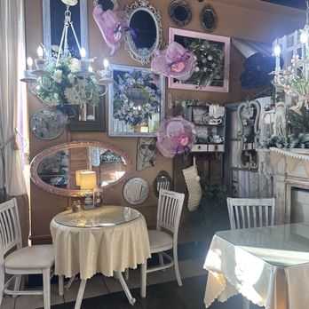 Rustic Root - Tea Rooms Near Me - Beech Grove, Indiana