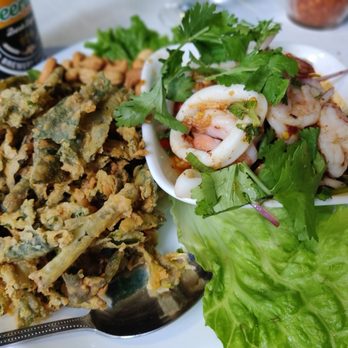 SriPraPhai Thai Restaurant - The legendary crispy Watercress Salad! - Thai Near Me - Woodside, New York SriPraPhai Thai Restaurant - The legendary crispy Watercress Salad! - Thai Near Me - Woodside, New York