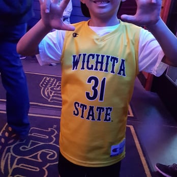 Bubba's 33 - Go Shockers! - Pizza Near Me - Wichita, Kansas Bubba's 33 - Go Shockers! - Pizza Near Me - Wichita, Kansas
