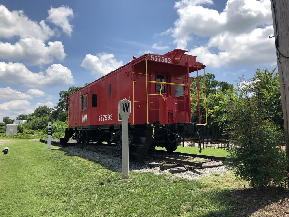 SUFFOLK SEABOARD STATION RAILROAD MUSEUM 44 Photos Museums 326 N