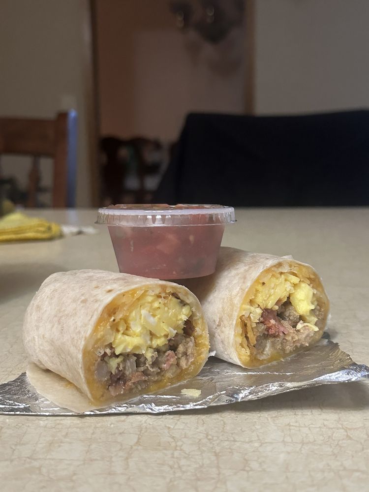 LUCKY ROOSTER COFFEE SHOP Updated October 2024 15 Photos & 12