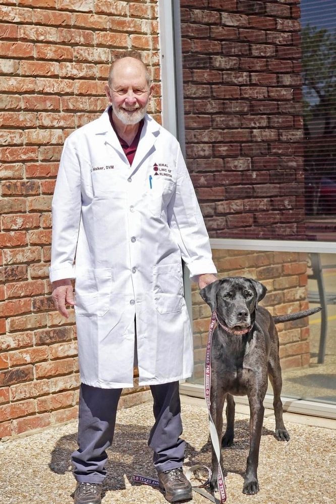 ANIMAL CLINIC OF ARLINGTON Updated October 2024 2430 N Davis Dr