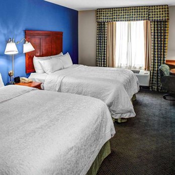 Hampton Inn Coldwater - Guest room - Hotels Near Me - Coldwater, Michigan
