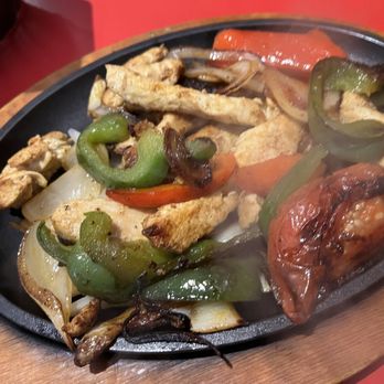 El Potro - Lunch Fajitas - Chicken - Mexican Near Me - Apopka, Florida El Potro - Lunch Fajitas - Chicken - Mexican Near Me - Apopka, Florida