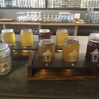 Lamplighter Brewing Broadway - Euro Trip flights and bar snacks! - Breweries Near Me - Cambridge, Massachusetts