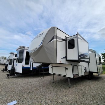Crossroads Trailer Sales - RV Dealers Near Me - Newfield, New Jersey